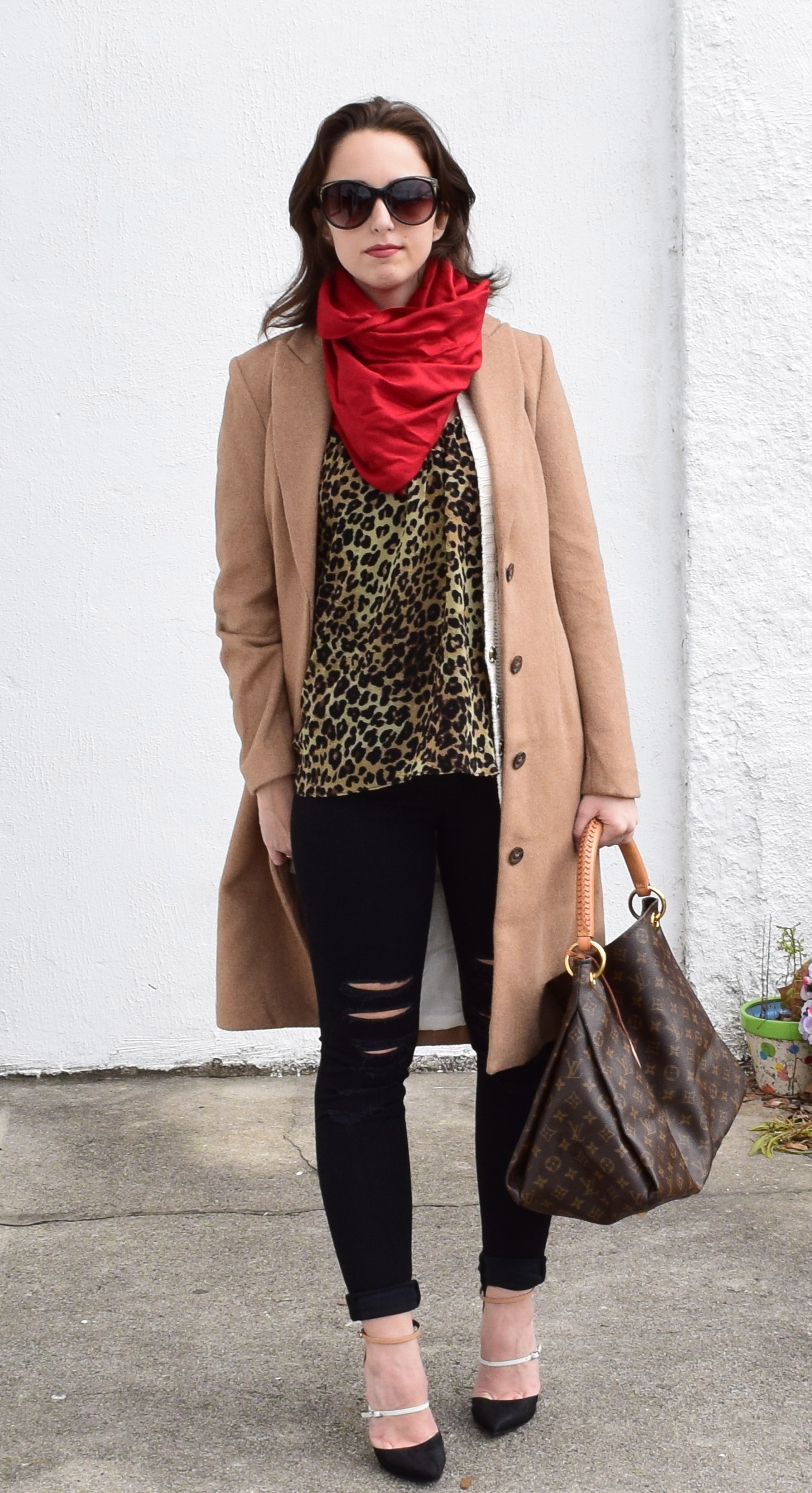 Different ways of wearing a Louis Vuitton Leopard Stole