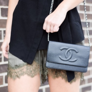 That's a Wrap! The New Top You Have To Grab! #wraptop #aquazzura #style #westchester #closeup #chanel