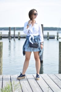 fashion-ocean-sunglasses-tie front blouse