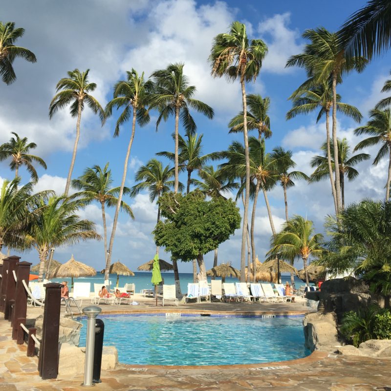 Holiday Inn-Aruba-Pool-Travel Blogger