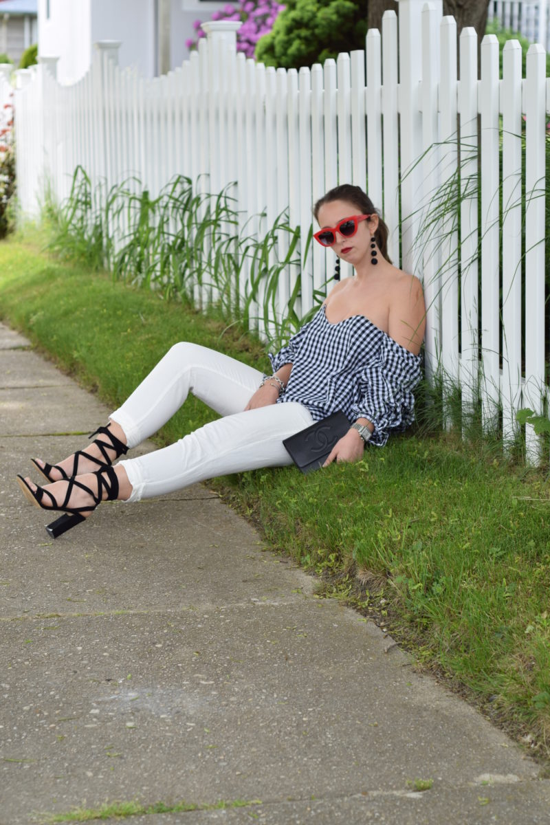 outfit-style-gingham-off the shoulder