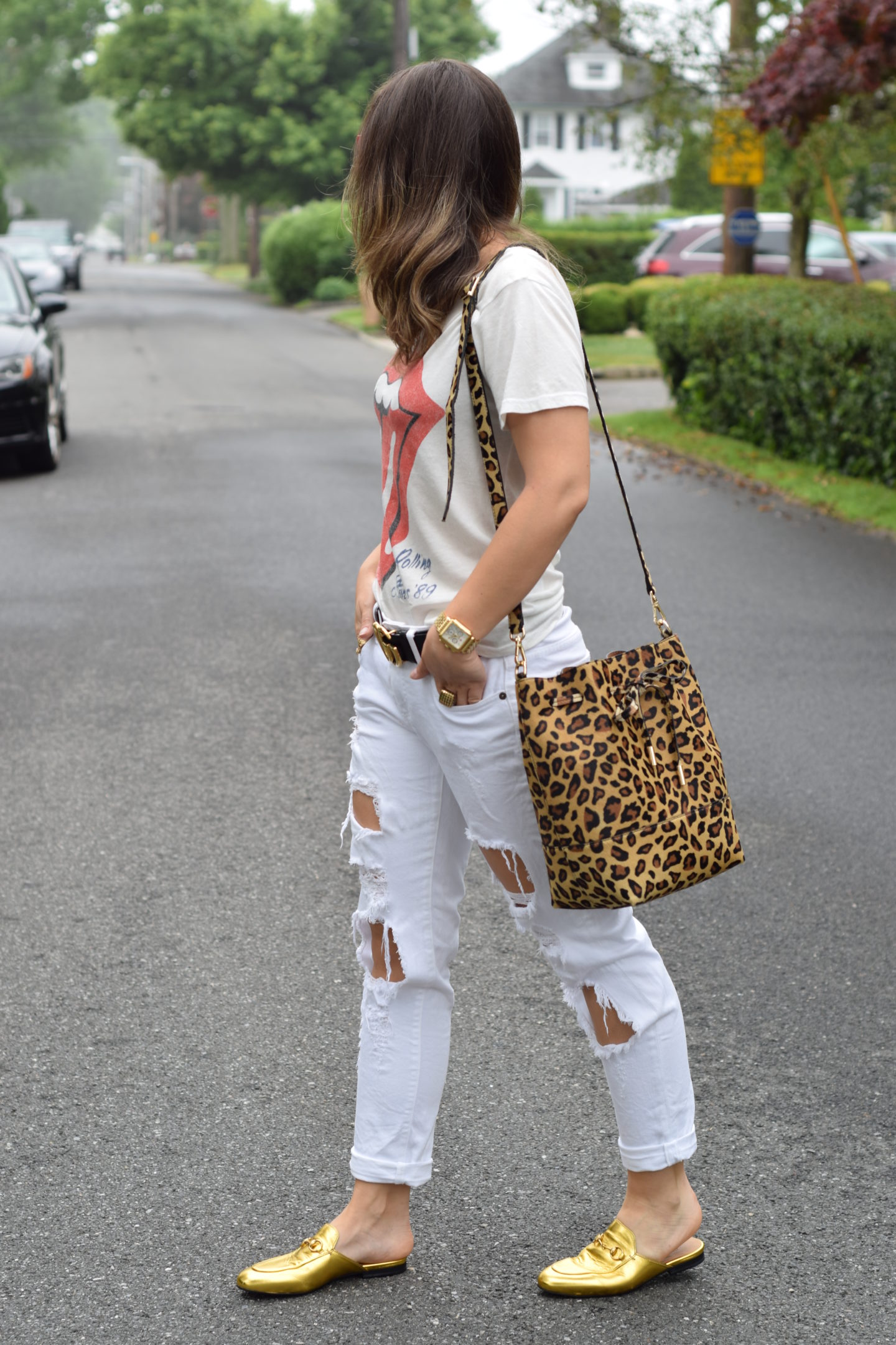 hidden jeans-style-bucket bag