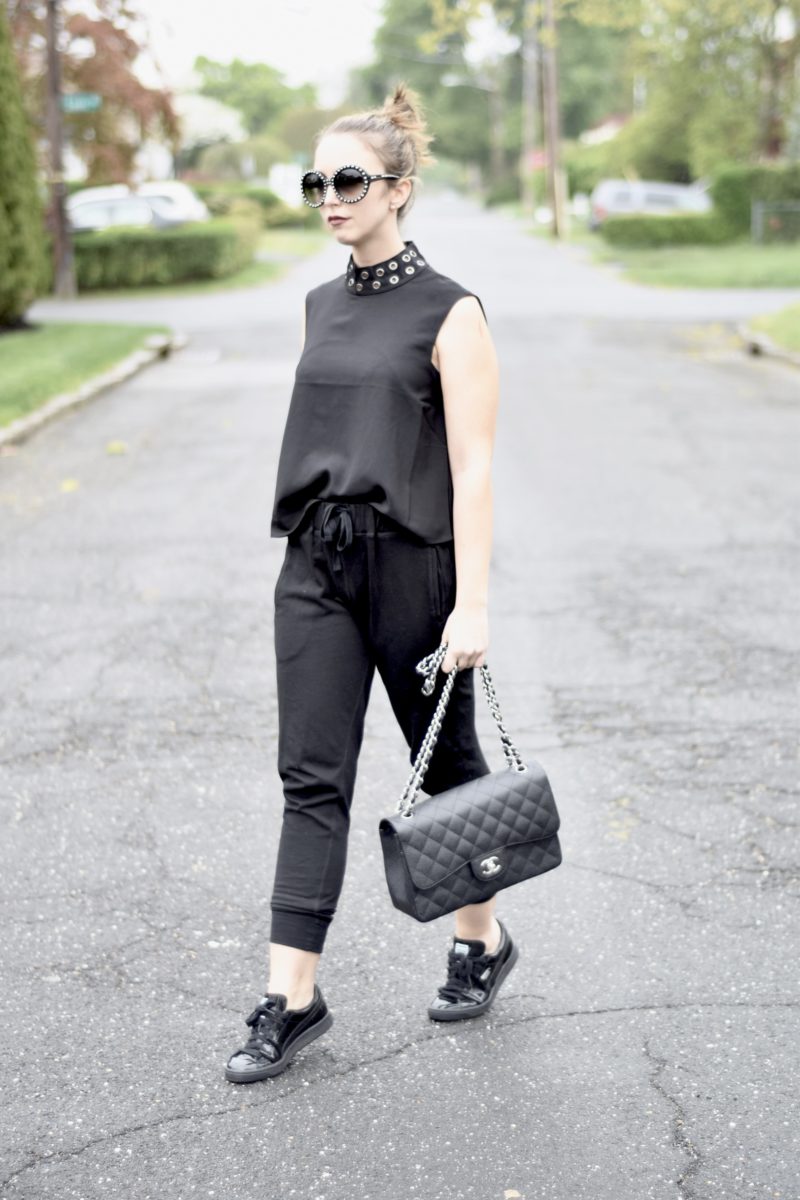 sweatpants-style-blogger-chanel