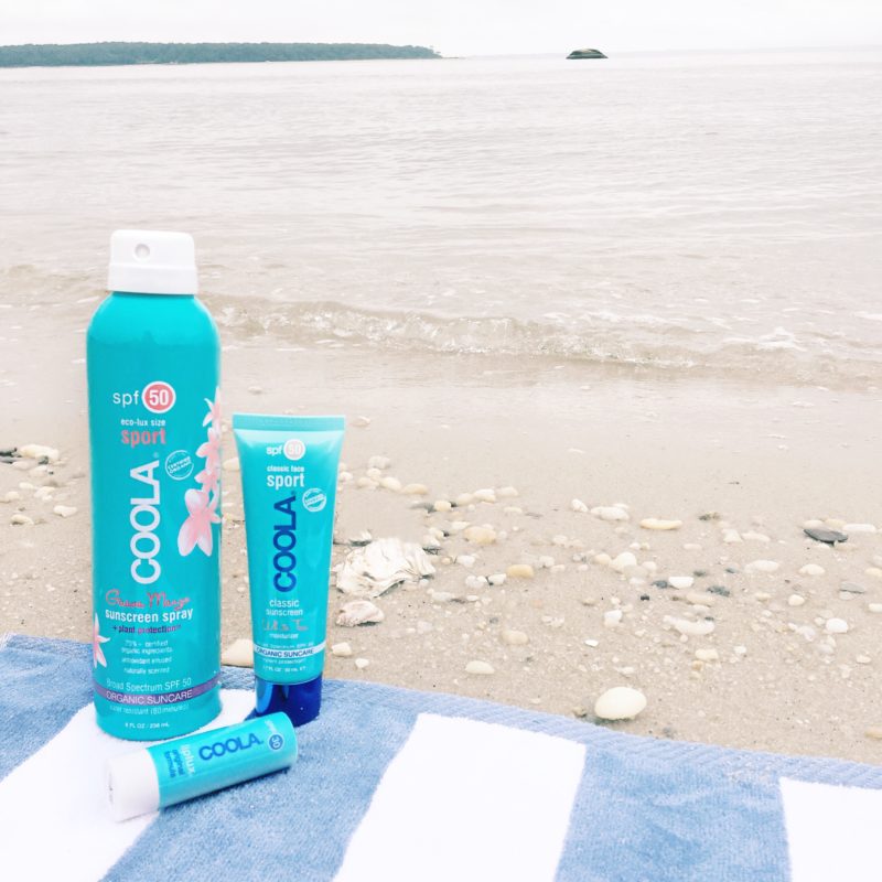 coola-sunscreen-beach-blogger