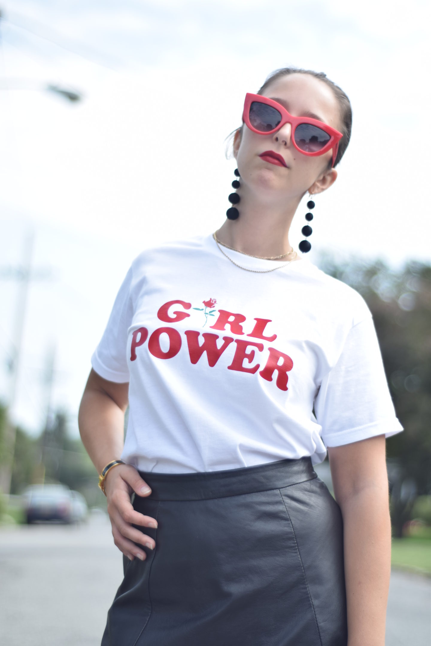 graphic tee-girl power-rose-blogger