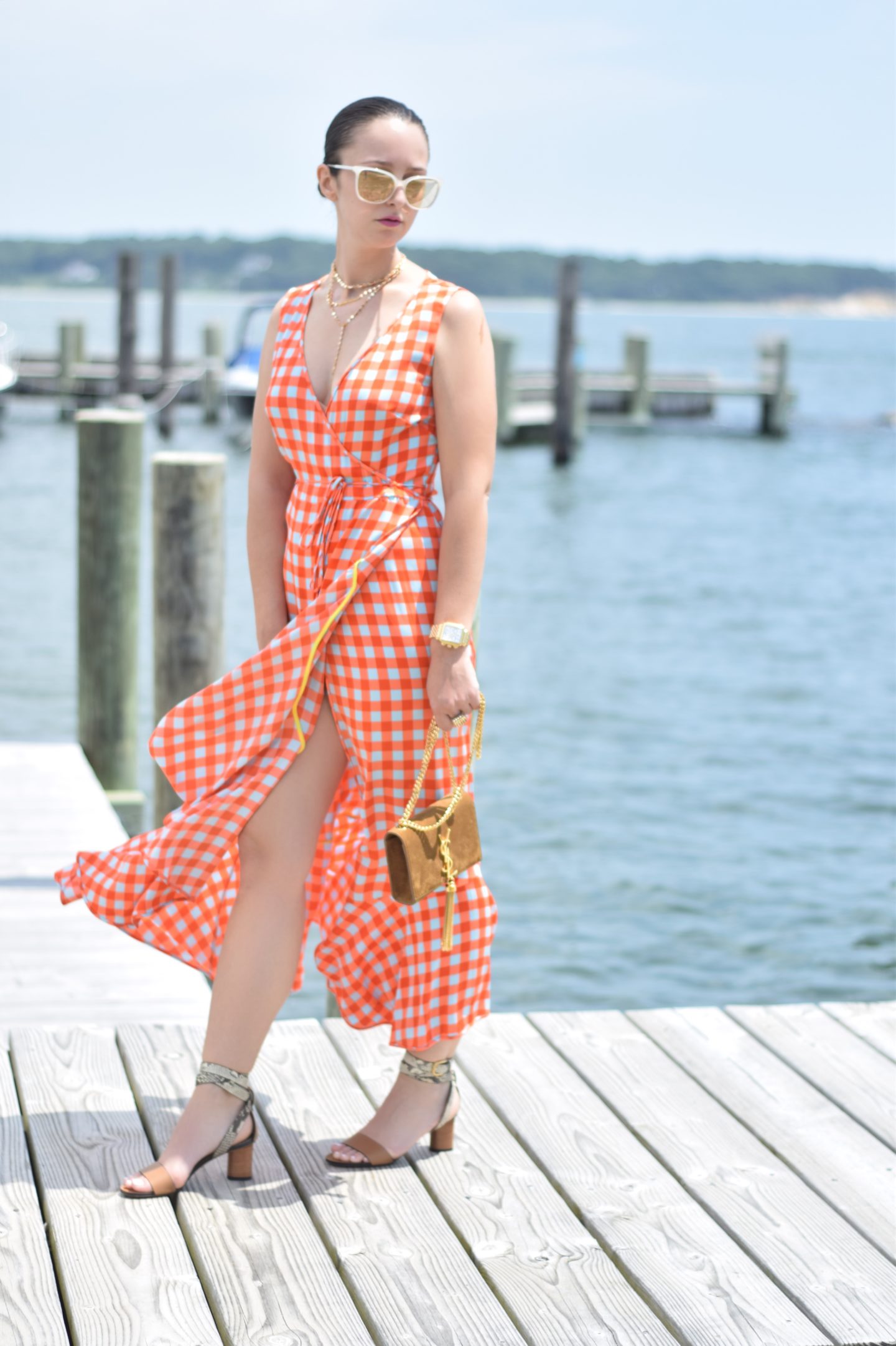 outfit-beach-gingham-blogger