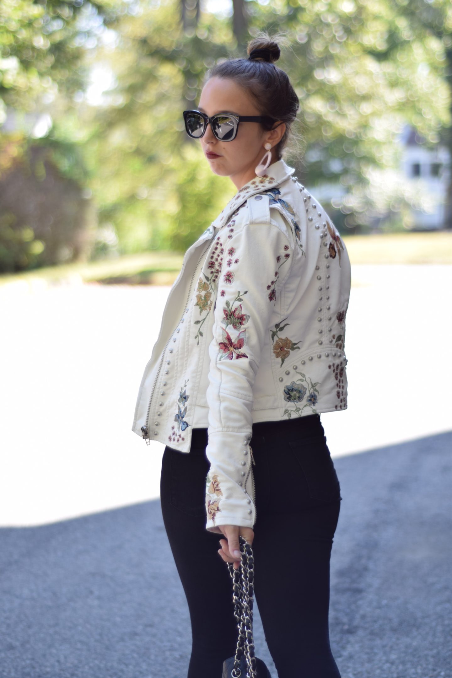 embroidered jacket-white-fall-style-blogger