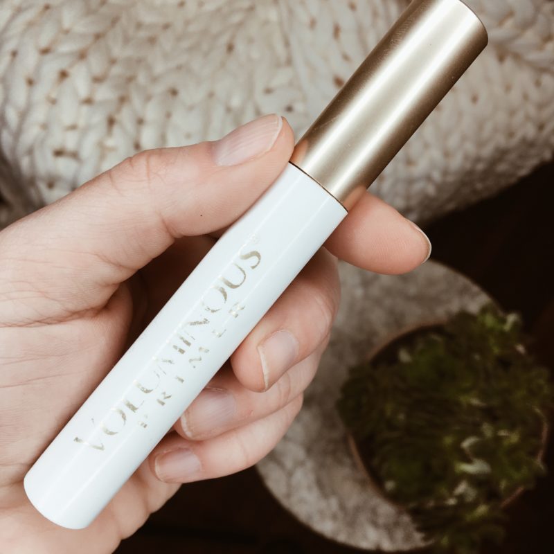 loreal-eyelash primer-makeup-naturally enhance your beauty-makeup-blogger