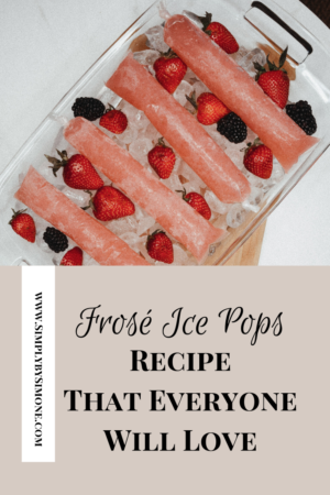 Frozen Rose Ice Pops - Recipe - Drinks - Frozé – Recipe - New York City #nyc #newyorkcity #frosé #rosé #cheers #summer #travel #icepops #vacation #drinks #cocktails