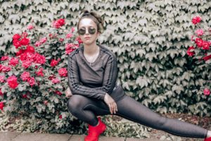 Workout Tips-Stronger Workout Clothes-Throwback Set-Nike-Lifestyle-Blogger-Westchester-Rayban-Roses-Nature
