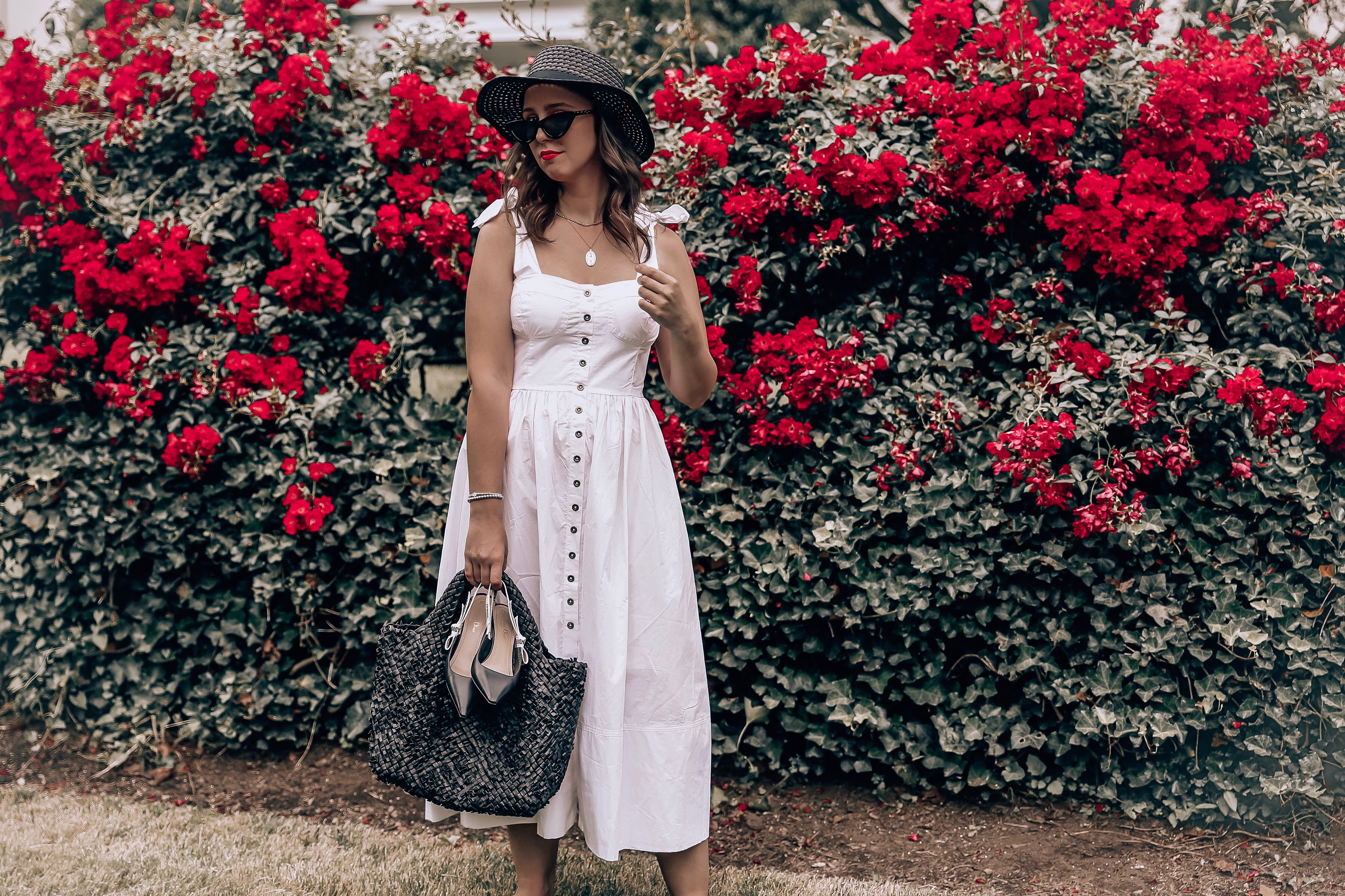 dior sling backs-little white dress-style-outfit-blogger-etienne aigner-bag