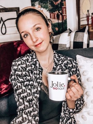 4 Skincare Products I Trust When My Skin is Very Sensitive - Beauty - Lifestyle - Simply by Simone #westchester #blogger #lifestyle #beauty #skincare #beautyblogger #skincareblogger #bestskincare #clinique #supergoop #elemis