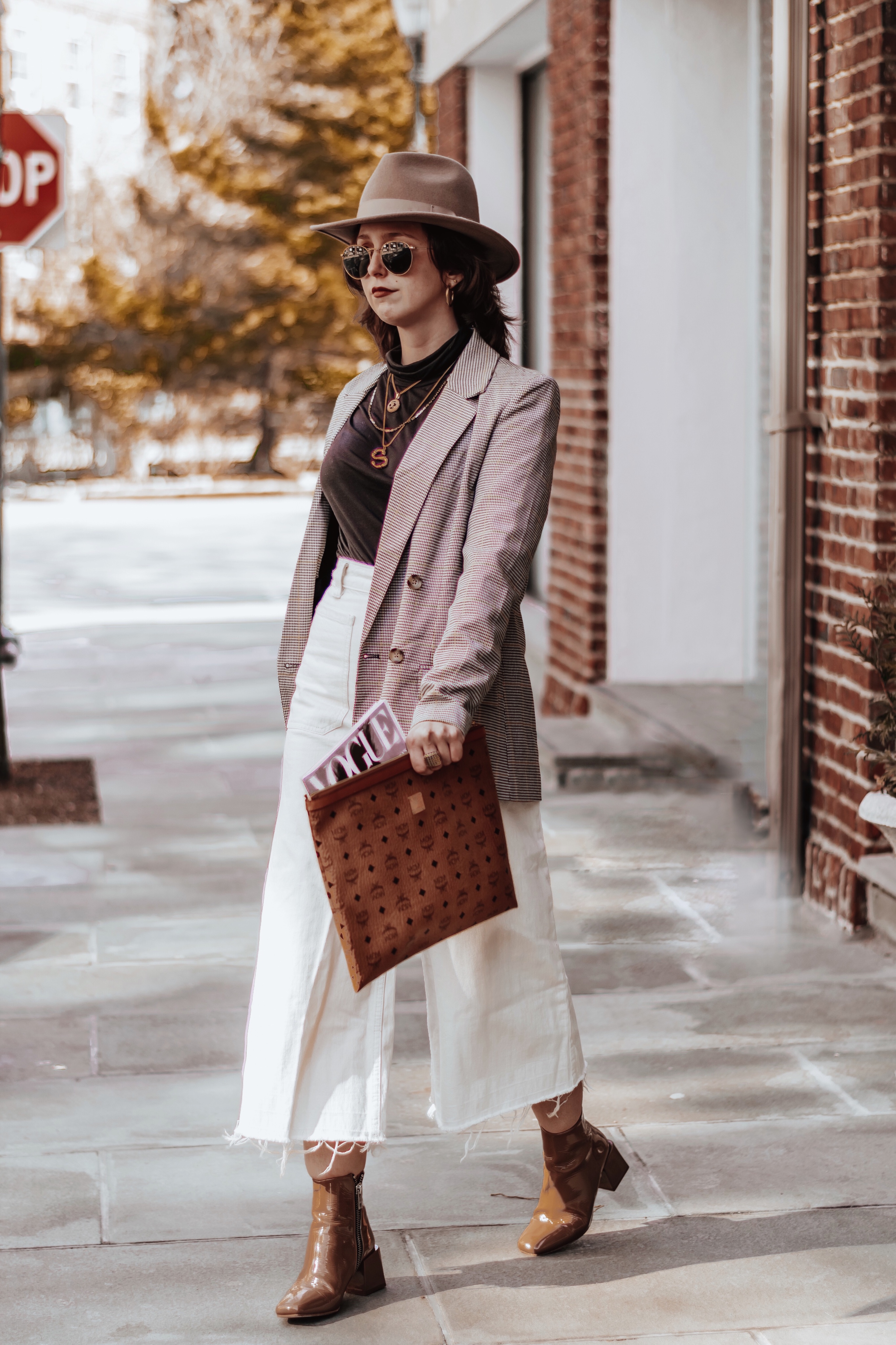 Blogging Tips: Presets - What Are Presets and Do You Need Presets-Spring-Style-Blogger-Outfit-Blazer-Westchester #springstyle #springoutfit #fashion #ootd #blogger #bloggerstyle #streetstyle #fashioninspo