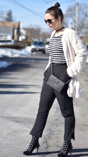 Trend: Spotted Socks with High Heel-Winter Style-Winter Outfit-Blogger-Black Pants-Trends