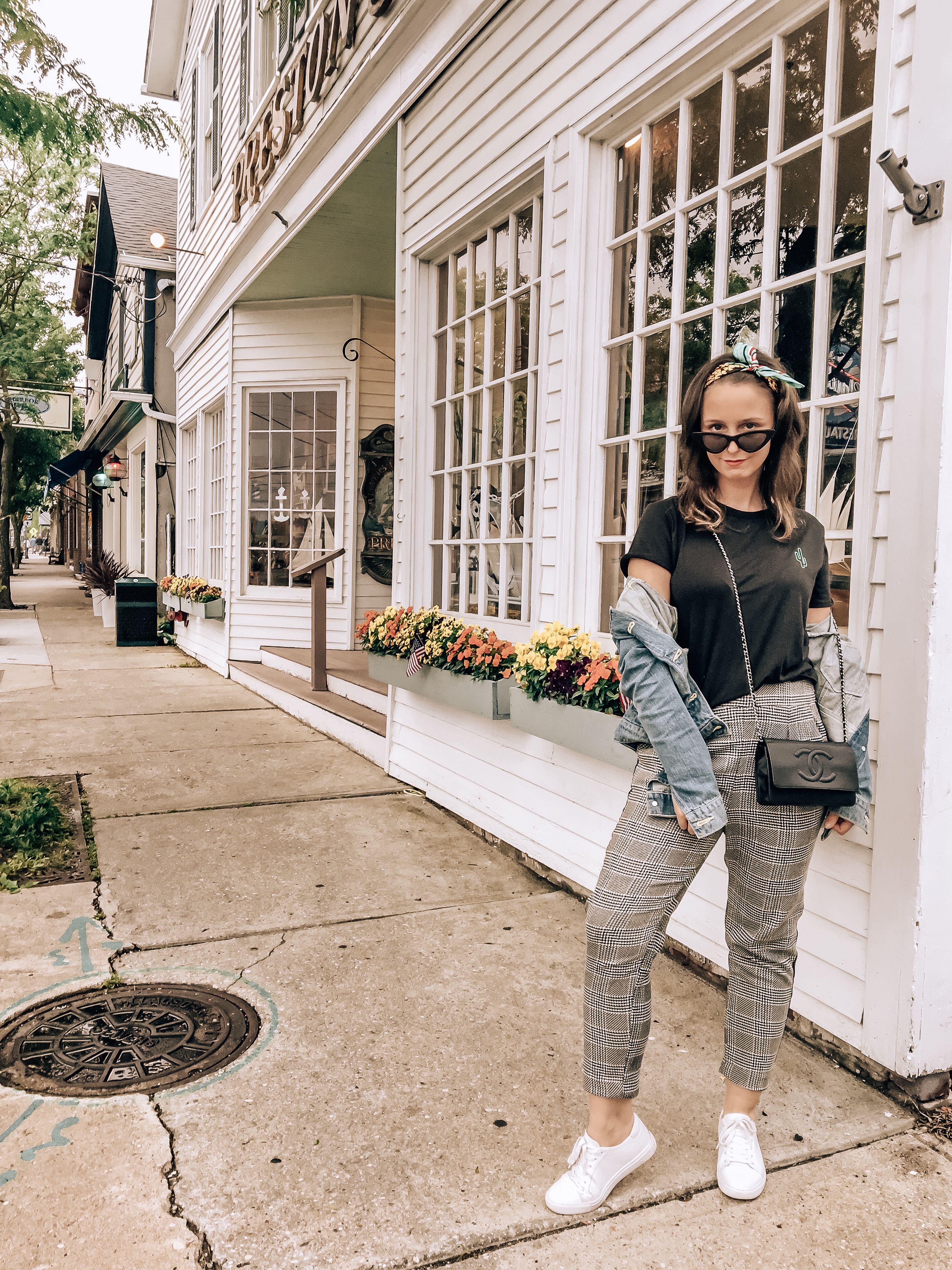 SIX A - Top 10 Things To Do On The North Fork This Summer - An Evening in Greenport New York - North Fork - Vacation - Travel #northfork #travel #greenport #vacation #travel #travelblog #summervacation #review #outfit #summerstyle #fallstyle