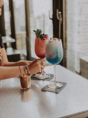 Where To Get The Best Frozen Rosé In NYC - The Skylark - Drinks - Frozé - Rooftop - New York City #nyc #newyorkcity #frosé #rosé #cheers #summer #travel #vacation