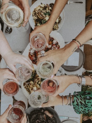 Wood Fire Food: A Top-Notch Connecting Opportunity In Westchester - Simply by Simone - Simone Piliero - Westchester County - Pop Up Dinner - Event - Summer #dinner #food #summerstyle #cheers #fromabove #decor #dress #leopard #summeroutfit #westchester #newyork #summer #dining #tablescape #chanel