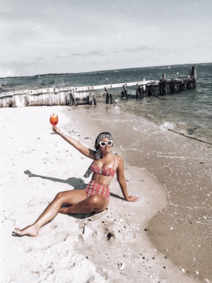 Top 10 Things To Do On The North Fork This Summer #northfork #nofo #blogger #summer #sunflower #longisland #travel #vacation #summer #bloggerstyle #summerstyle #outfit #summeroutfit #beach #babe #bikini #beachbabe