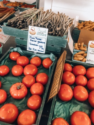 EIGHT B - Top 10 Things To Do On The North Fork This Summer - Wickhams Fruit Farm - Donuts - North Fork - Long Island - Vacation - Travel - New York #visitnewyork #newyork #summervacation #visitusa #travelblogger #northfork #summervacation #travelblogger #longisland