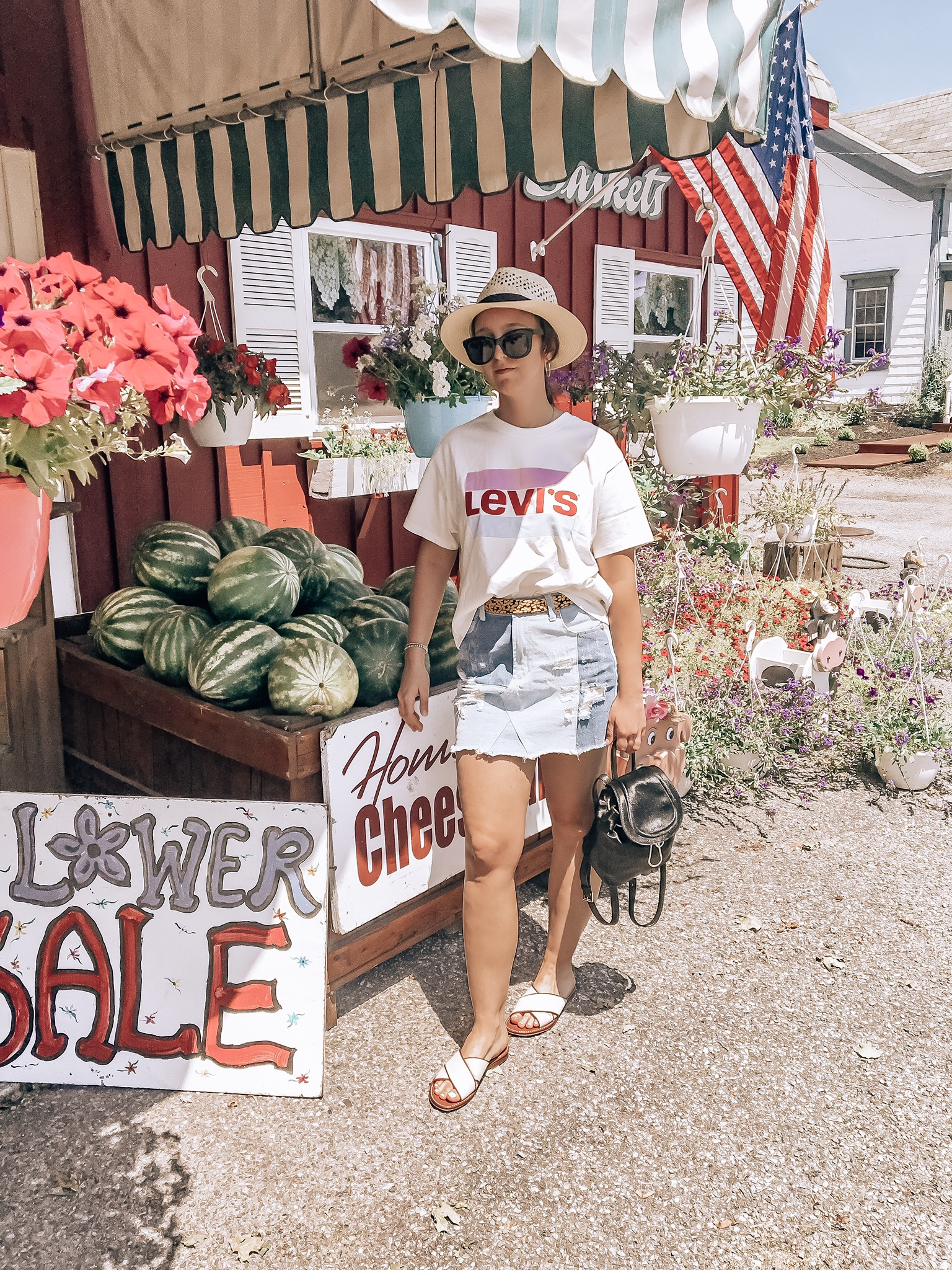 TEN Top 10 Things To Do On The North Fork This Summer #northfork #nofo #blogger #summer #sunflower #longisland #travel #vacation #summer #bloggerstyle #summerstyle #outfit #summeroutfit #travel #longisland #vacation #farmstand