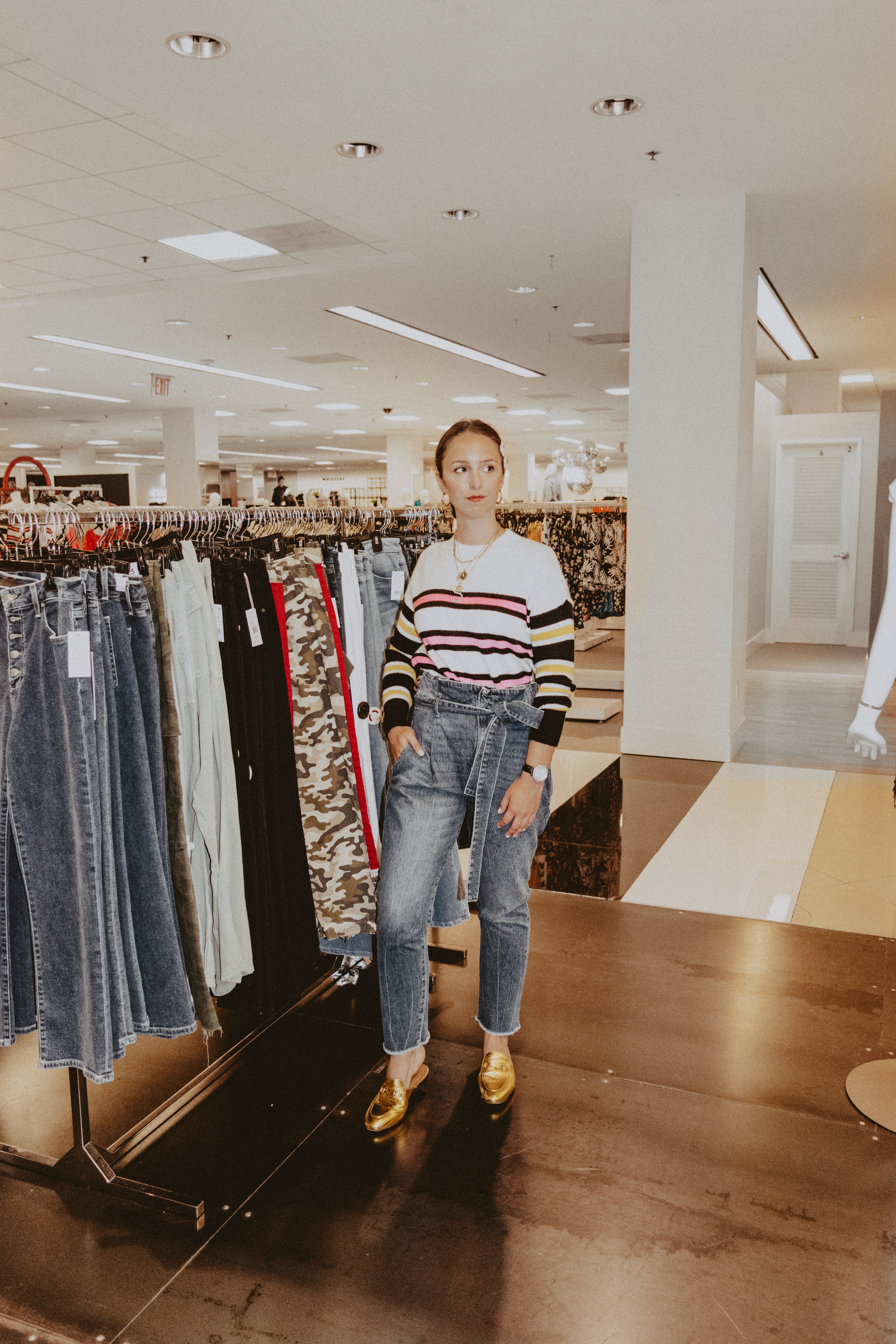 Bloomingdale's White Plains Denim Days Sale - Why To Shop In-Store #bloomigndales #fall #fallfashion #fallstyle #falloutfit #denin #jeans #designersale #designerdenim #dl1961 #fashion #outfit #style #shopping #sale