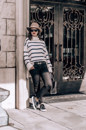 The Most Instagramable Places in Westchester County New York - Scarsdale Village - Westchester New York - Fashion Blogger - Lifestyle Blogger #instagramable #mostinstagramableplaces #westchester #blogger #fashion #outfit #style #winterfashion #winteroutfit #winterstyle #instagram #fallfashion #mostinstagramable