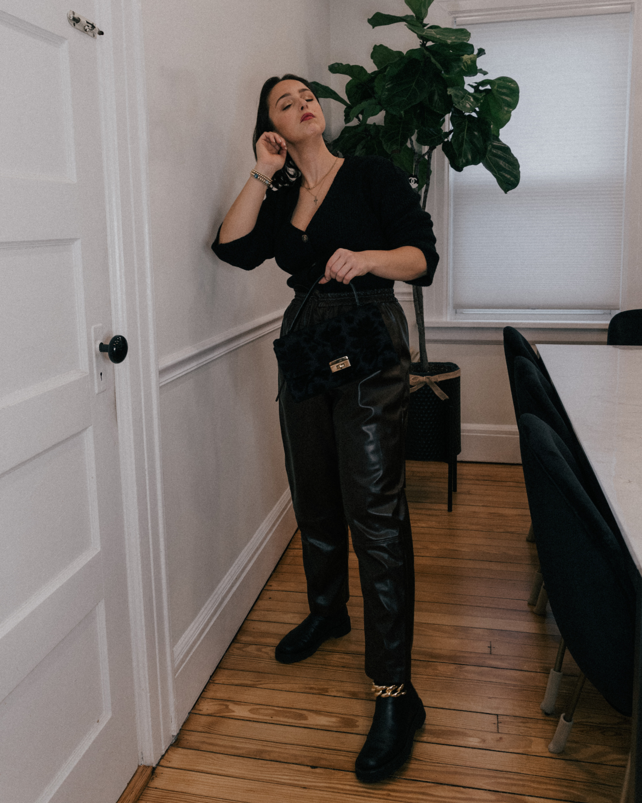 Winter Outfit Ideas - Items to Grab for Cool Casual Style - Leather Pants - Simply by Simone - #winteroutfit #winteroutfitideas #outfitideas #casualstyle