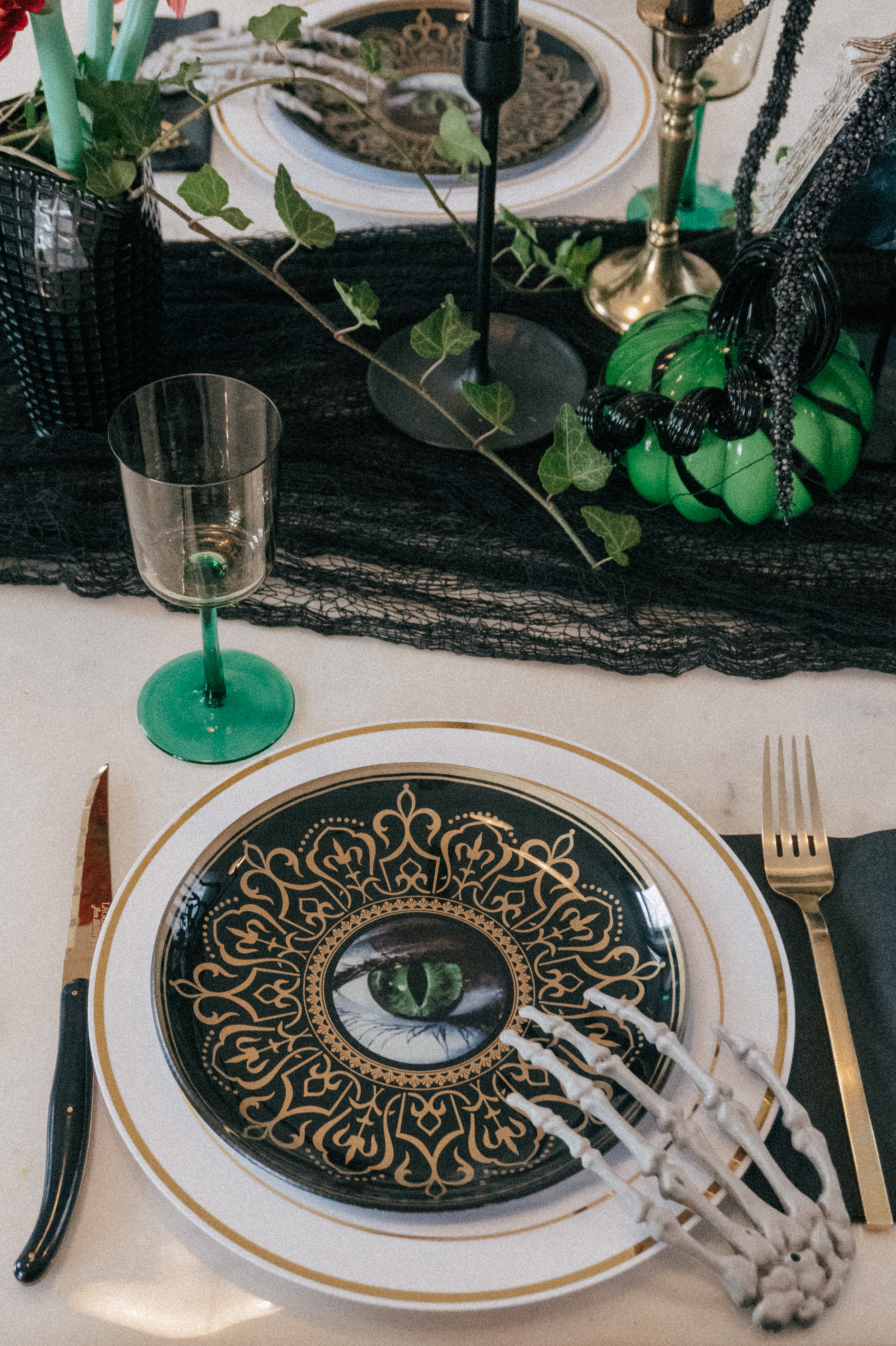 How To Throw A Spooky Last-Minute Halloween Party | Amazon Halloween Party Finds | Halloween Decor for a Last-Minute Party | Halloween Treats for a Last-Minute Halloween Party | Everything You Need to Throw A Halloween Party | Spooky Halloween Decorations | Table Setting with Skeleton hand