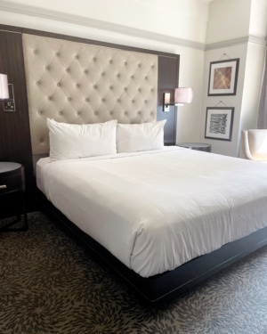 NYC Staycation Guide The WestHouse Hotel New York City | 2 Days in New York City | 48 Hours in New York City | The Perfect Weekend Itinerary | Best Things to Do in New York City | Explore New York, NY | Weekend in New York, New York | New York City Travel Guide | Top Things to do in New York City | WestHouse Hotel NYC | King Bedroom | Simply by Simone