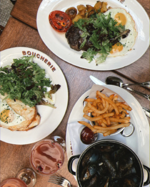 NYC Staycation Guide The WestHouse Hotel New York City | 2 Days in New York City | 48 Hours in New York City | The Perfect Weekend Itinerary | Best Things to Do in New York City | Explore New York, NY | Weekend in New York, New York | New York City Travel Guide | Top Things to do in New York City | WestHouse Hotel NYC | La Grande Boucherie Midtown Brunch | Simply by Simone