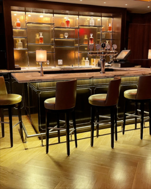 NYC Staycation Guide The WestHouse Hotel New York City | 2 Days in New York City | 48 Hours in New York City | The Perfect Weekend Itinerary | Best Things to Do in New York City | Explore New York, NY | Weekend in New York, New York | New York City Travel Guide | Top Things to do in New York City | WestHouse Hotel NYC | Lobby Area Bar | Simply by Simone
