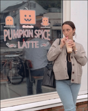 Salem Massachusetts Halloween Travel Guide | Girls Trip to Salem Massachusetts | 48 Hours in Salem Massachusetts | Salem MA | Witch City | Salem Witch City | The Perfect Salem Itinerary | Best Things To Do in Salem Massachusetts | Two Days in Salem Massachusetts | Salem Travel Guide | Halloween Travel Guide | Things to Do In Salem Massachusetts | Salem Travel Guide | Jaho Coffee Shop Salem | Simply by Simone