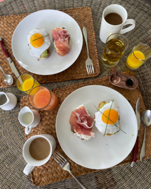 The Best New England Babymoon Destinations | Babymoon Ideas | North East Babymoon Destinations | North East Baby Moon Ideas | Babymoon Itinerary | Best babymoons in the North East | New England Travel | Babymoon Travel Guide | Relaxing Babymoon Ideas | Affordable babymoon destinations | The Harvest Inn Breakfast | Simply by Simone