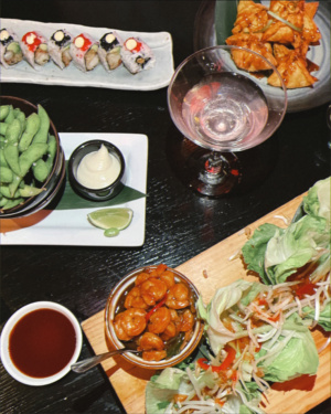 The Best New England Babymoon Destinations | Babymoon Ideas | North East Babymoon Destinations | North East Baby Moon Ideas | Babymoon Itinerary | Best babymoons in the North East | New England Travel | Babymoon Travel Guide | Relaxing Babymoon Ideas | Affordable babymoon destinations | Foxwoods Resort and Casino Red Lantern Restaurant & Lounge| Simply by Simone