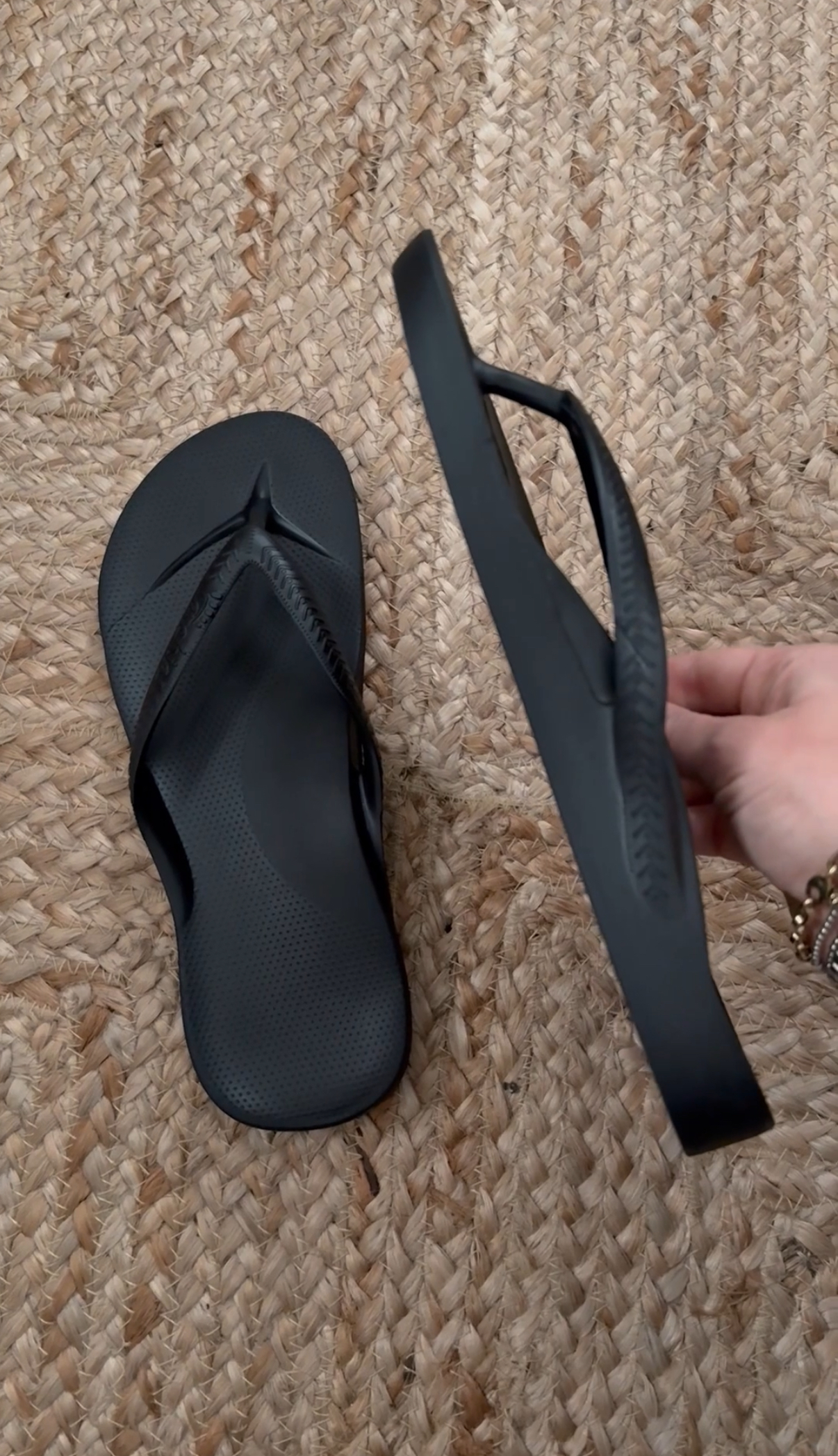 Archies Flip Flops close up with side 